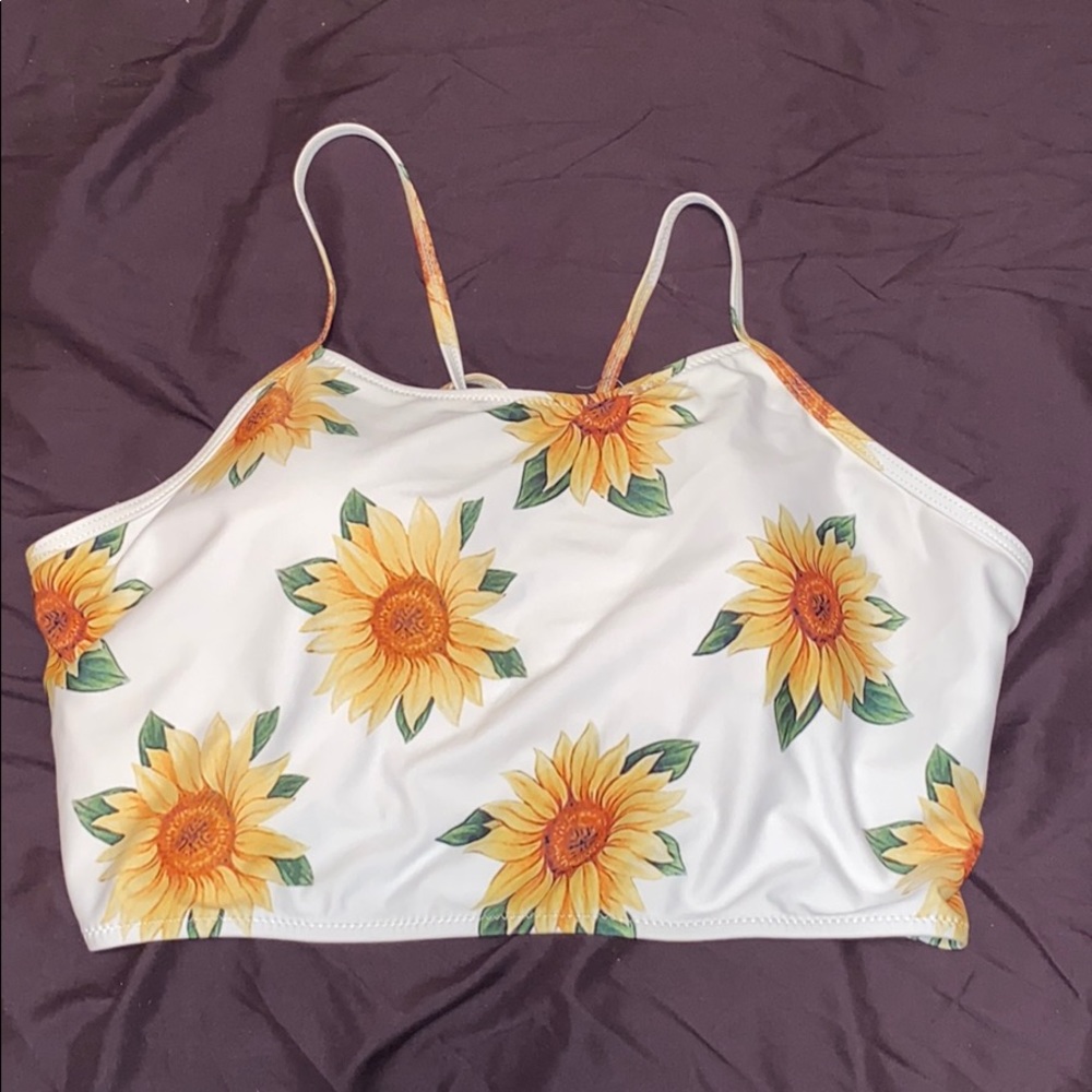 Bikini swim top